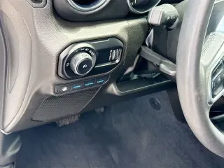 Jeep Wrangler 2023 4x4 Sahara 4xe 4 puertas SUV