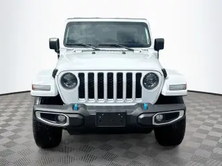 Jeep Wrangler 2023 4x4 Sahara 4xe 4 puertas SUV