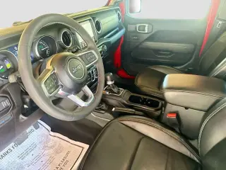 Jeep Wrangler 2023 4x4 High Altitude 4xe 4 puertas SUV