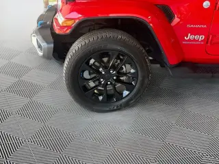 Jeep Wrangler 2023 4x4 High Altitude 4xe 4 puertas SUV