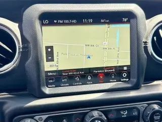 Jeep Wrangler Unlimited 2022 4x4 Sahara 4xe 4 puertas SUV