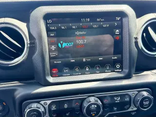 Jeep Wrangler Unlimited 2022 4x4 Sahara 4xe 4 puertas SUV