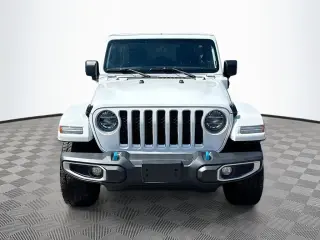 Jeep Wrangler Unlimited 2022 4x4 Sahara 4xe 4 puertas SUV