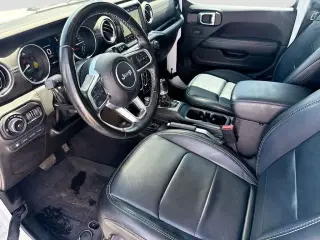 Jeep Wrangler Unlimited 2022 4x4 Sahara 4xe 4 puertas SUV
