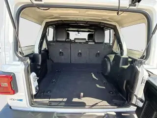 Jeep Wrangler Unlimited 2022 4x4 Sahara 4xe 4 puertas SUV