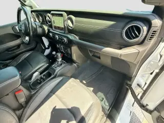 Jeep Wrangler Unlimited 2022 4x4 Sahara 4xe 4 puertas SUV