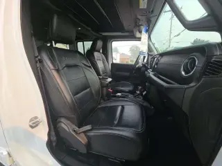 Jeep Wrangler Unlimited 2022 4x4 High Altitude 4xe 4 puertas SUV