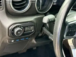 Jeep Wrangler Unlimited 2022 4x4 Sahara 4xe 4 puertas SUV