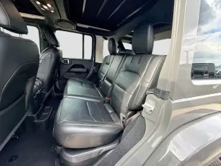 Jeep Wrangler Unlimited 2022 4x4 Sahara 4xe 4 puertas SUV