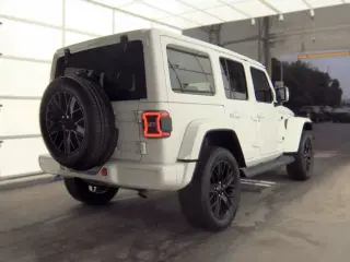 Jeep Wrangler Unlimited 2022 4x4 High Altitude 4xe 4dr SUV