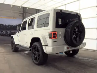 Jeep Wrangler Unlimited 2022 4x4 High Altitude 4xe 4dr SUV