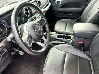 Jeep Wrangler 2023 4x4 High Altitude 4xe 4 puertas SUV