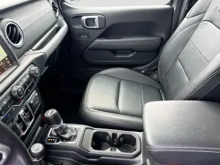 Jeep Wrangler 2023 4x4 High Altitude 4xe 4 puertas SUV