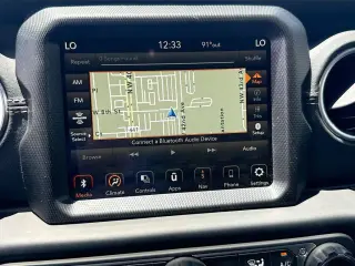 Jeep Wrangler 2023 4x4 Sahara 4xe 4 puertas SUV