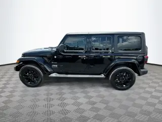 Jeep Wrangler 2023 4x4 Sahara 4xe 4 puertas SUV
