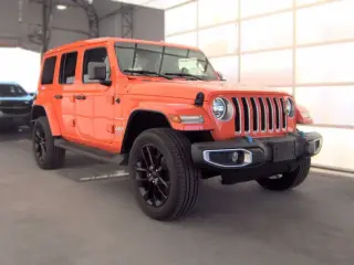 Jeep Wrangler 2023 4x4 Sahara 4xe 4 puertas SUV