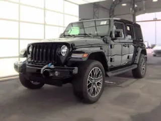 Jeep Wrangler 2023 4x4 High Altitude 4xe 4dr SUV