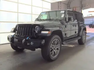 Jeep Wrangler 2023 4x4 Sahara 4xe 4 puertas SUV
