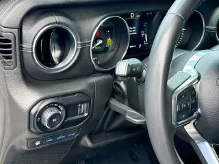 Jeep Wrangler 2023 4x4 High Altitude 4xe 4 puertas SUV