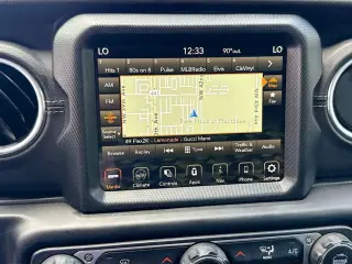 Jeep Wrangler 2023 4x4 High Altitude 4xe 4 puertas SUV