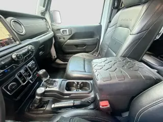 Jeep Wrangler 2023 4x4 High Altitude 4xe 4 puertas SUV