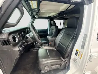 Jeep Wrangler 2023 4x4 High Altitude 4xe 4 puertas SUV