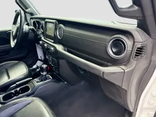 Jeep Wrangler 2023 4x4 High Altitude 4xe 4 puertas SUV