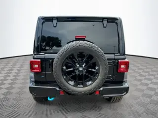 Jeep Wrangler Unlimited 2021 4x4 High Altitude 4xe 4 puertas SUV