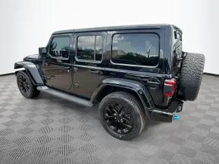 Jeep Wrangler Unlimited 2021 4x4 High Altitude 4xe 4 puertas SUV