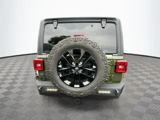 Jeep Wrangler Unlimited 2021 4x4 Sahara 4xe 4 puertas SUV