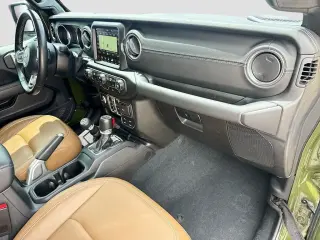 Jeep Wrangler Unlimited 2022 4x4 Sahara 4xe 4 puertas SUV
