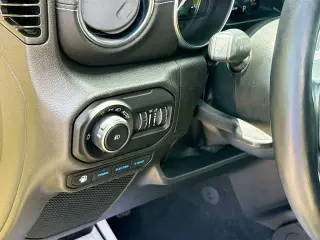 Jeep Wrangler Unlimited 2022 4x4 Sahara 4xe 4 puertas SUV
