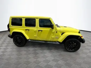 Jeep Wrangler Unlimited 2022 4x4 Sahara 4xe 4 puertas SUV