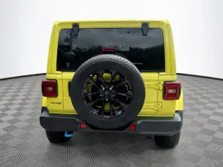 Jeep Wrangler Unlimited 2022 4x4 Sahara 4xe 4 puertas SUV