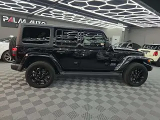 Jeep Wrangler 2023 4x4 Sahara 4xe 4 puertas SUV