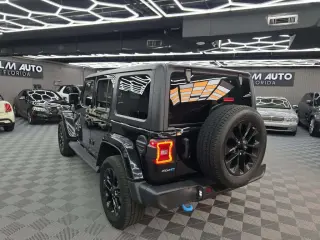 Jeep Wrangler 2023 4x4 Sahara 4xe 4 puertas SUV