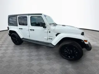 Jeep Wrangler 2023 4x4 High Altitude 4xe 4 puertas SUV