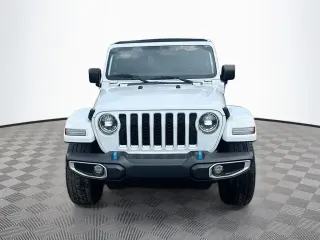 Jeep Wrangler 2023 4x4 Sahara 4xe 4 puertas SUV