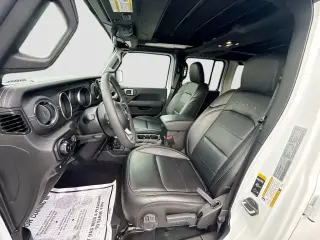 Jeep Wrangler 2023 4x4 Sahara 4xe 4 puertas SUV