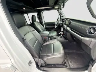 Jeep Wrangler 2023 4x4 Sahara 4xe 4 puertas SUV