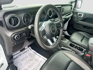 Jeep Wrangler 2023 4x4 Sahara 4xe 4 puertas SUV