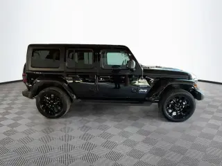 Jeep Wrangler 2023 4x4 High Altitude 4xe 4dr SUV