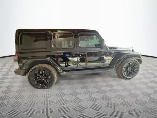 Jeep Wrangler Unlimited 2022 4x4 High Altitude 4xe 4 puertas SUV