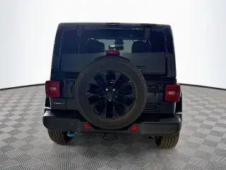 Jeep Wrangler Unlimited 2022 4x4 High Altitude 4xe 4 puertas SUV