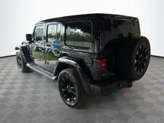 Jeep Wrangler Unlimited 2022 4x4 High Altitude 4xe 4 puertas SUV