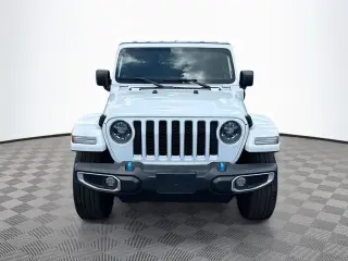 Jeep Wrangler 2023 4x4 High Altitude 4xe 4 puertas SUV