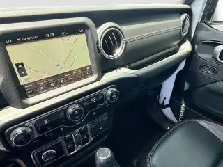 Jeep Wrangler 2023 4x4 High Altitude 4xe 4 puertas SUV