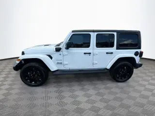 Jeep Wrangler 2023 4x4 High Altitude 4xe 4 puertas SUV