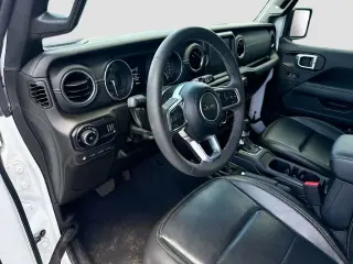 Jeep Wrangler 2023 4x4 High Altitude 4xe 4 puertas SUV
