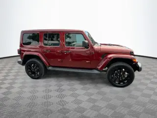 Jeep Wrangler Unlimited 2022 4x4 High Altitude 4xe 4dr SUV